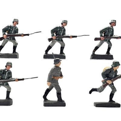 Sale Photo Thumbnail #225: (6) Lineol/Leyla German Wehrmacht Combat Infantry