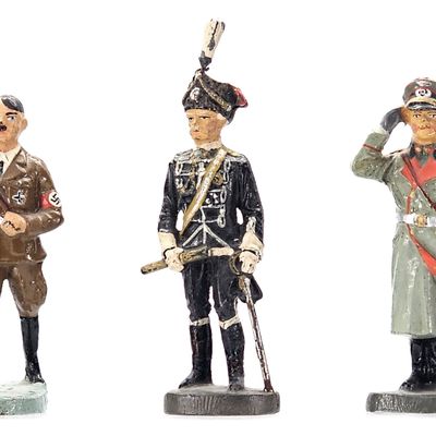 Sale Photo Thumbnail #117: (3) Elastolin WWII Hitler German General von Mackensen Personalities