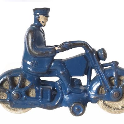 Sale Photo Thumbnail #409: Large A.C. Williams Fat Cop Blue Cast Iron
