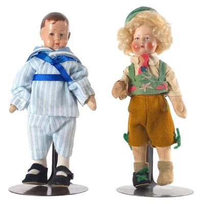 Sale Photo Thumbnail #626: (2) Pair of Early Bing Art 6.5" Dolls