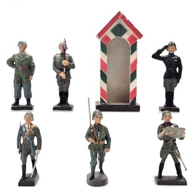 Sale Photo Thumbnail #227: (6) Lineol/Elastolin Italian & German Mixed Infantry Lot