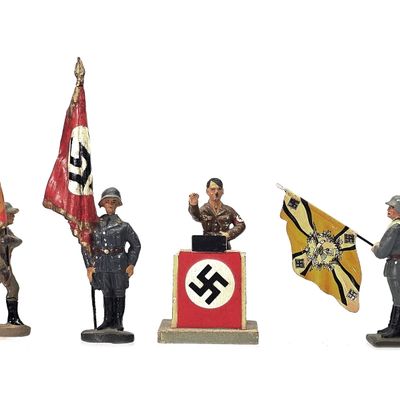 Sale Photo Thumbnail #276: (4) Elastolin/Lineol/RK German Wehrmacht Leadership Rally & Command Figure