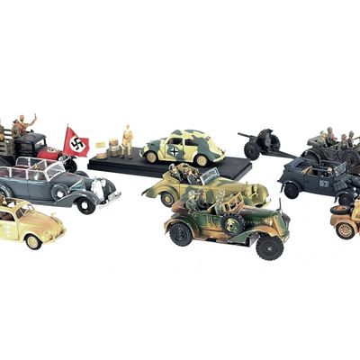 Sale Photo Thumbnail #280: (10) Rio & Model Box Wehrmacht Transport, Afrikakorps Volkswagen & Artillery
