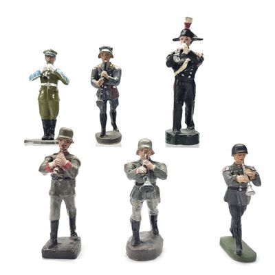 Sale Photo Thumbnail #220: (6) Lineol/Elastolin/Lisanto Mixed European Infantry Musicians