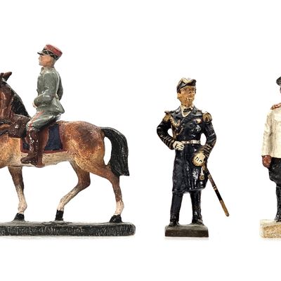 Sale Photo Thumbnail #115: (4) Elastolin/Lineol/Durso WWII Hindenburg/Konstantinovich/Raeder Personalities