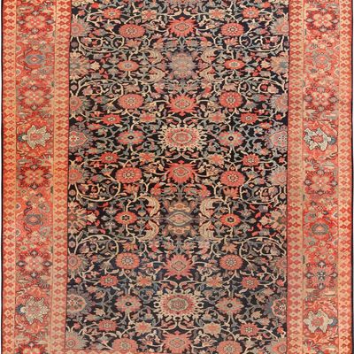 Antique Persian Sarouk Farahan Rug circa 1900 - 10 ft 2 in x 8 ft 2 in (3.1 m x 2.49 m)