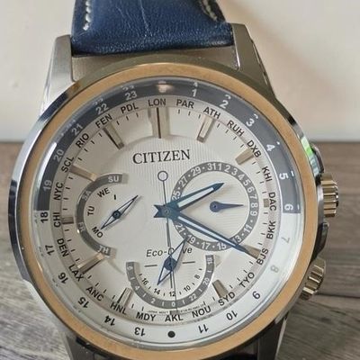 Sale Photo Thumbnail #100: Citizen Stainless Chrono Watch