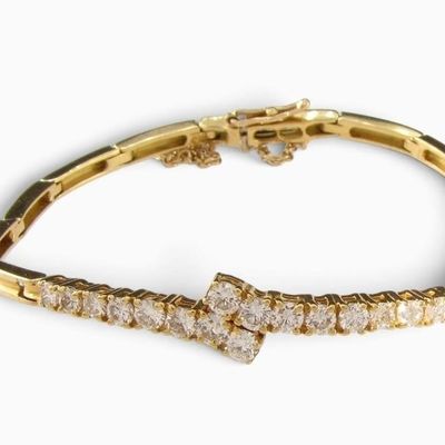Sale Photo Thumbnail #22: 18K Yellow Gold Diamond Bracelet