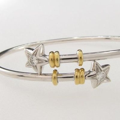 Sale Photo Thumbnail #20: 18K Wire Bangle Bracelet