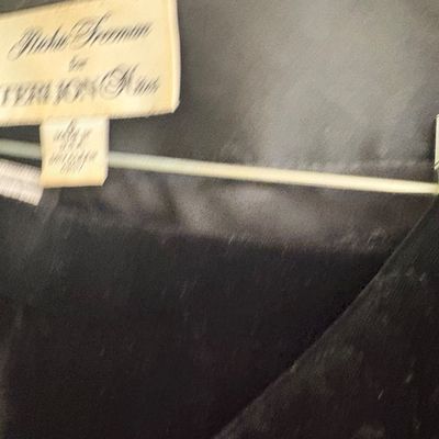 Vintage Richard Freeman for Teri Jon Nites black dress, featuring a designer label and size tag.