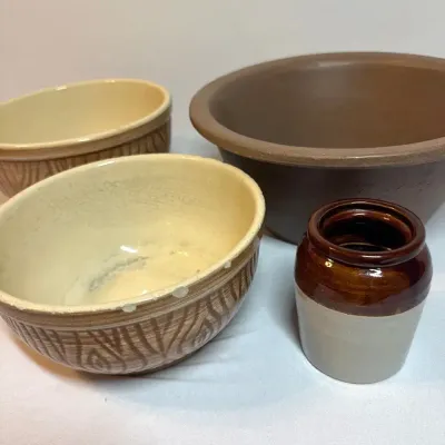Two Vintage Watt Pottery Mixing Bowls With Faux Wood grain Pattern, Vintage Two-Tone Mini Crock