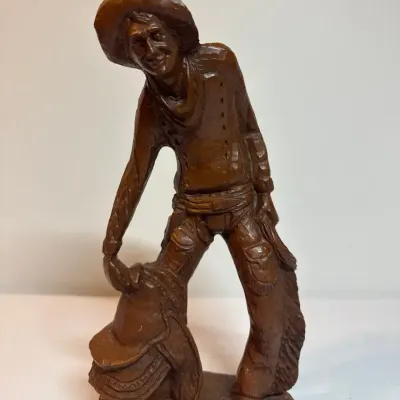 Vintage 1982 Red Mill Mfg Western Cowboy Statue Figurine 