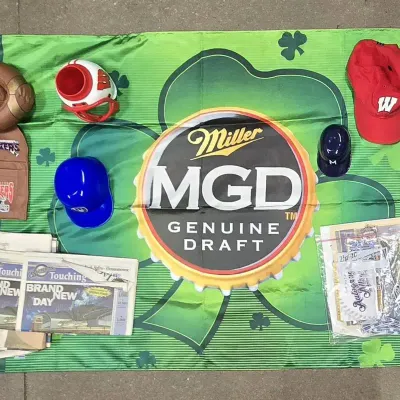 Sports Memorabilia (WH10)