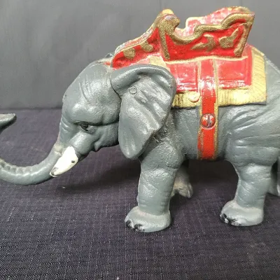 Cast Iron Mechanical Bank (WH4)