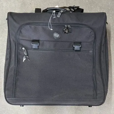 Samsonite Luggage (WH10)