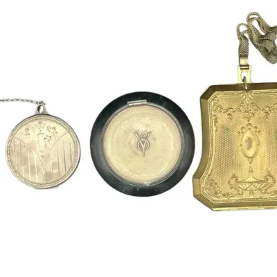 3 Vanity Cases