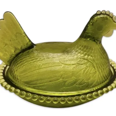 Vintage Indiana Glass Green Hen on Nest
