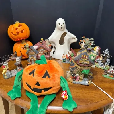 Vintage Halloween Decorations Lot – Lighted Ceramic Ghost, Pumpkin Jack-O-Lanterns, Village Figures 