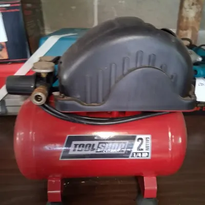 Tool Shop 2 Gallon 1/4 HP Portable Air Compressor