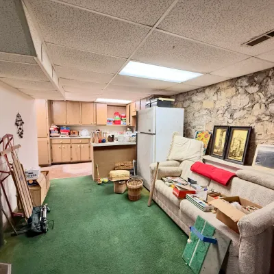 Sale Photo Thumbnail #78
