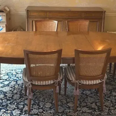 Baker Furniture Burled Wood Inlay Dining Table On Casters W/6 Cane Chairs