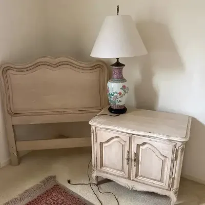 Davis Cabinet Co twin headboard, nightstand & Chinese Lamp