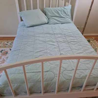 TWIN BED