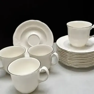 Royal Albert “Platino” teacup and saucers Bone China Set