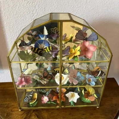 Butterfly House With Franklin Mint Collectible Porcelain Butterflies
