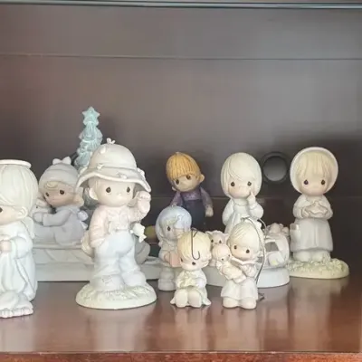 Precious Moments Figurines Lot 3