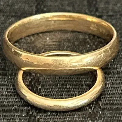 14K Yellow Gold His & Hers Wedding Bands