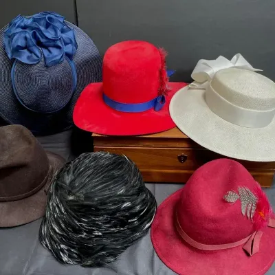 Chic Ladies Hats That Will Turn Heads!