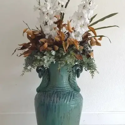 Ceramic Decorative Vase 