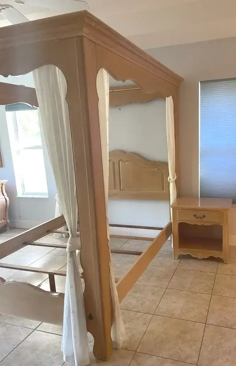 Ethan Allen Canopy Queen Sized Bed and Nightstand