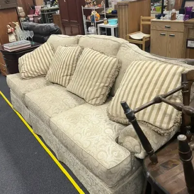 Sale Photo Thumbnail #75