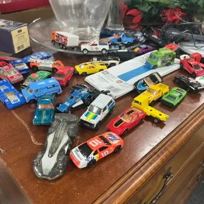 Sale Photo Thumbnail #89