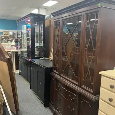 Sale Photo Thumbnail #54