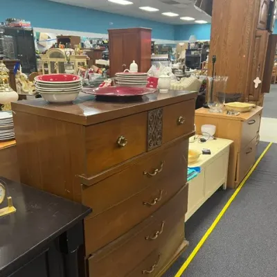 Sale Photo Thumbnail #77
