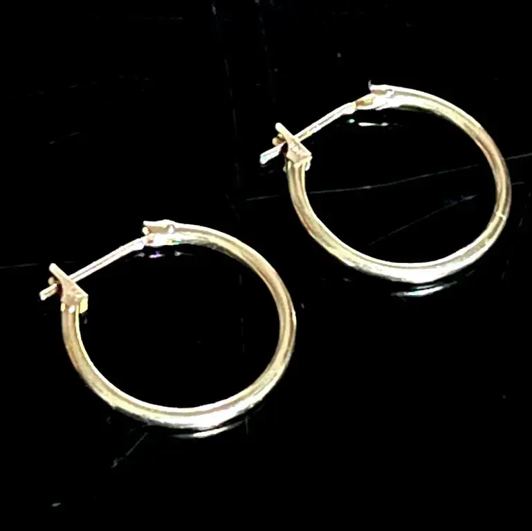 14K Yellow Gold Hoop Earrings 