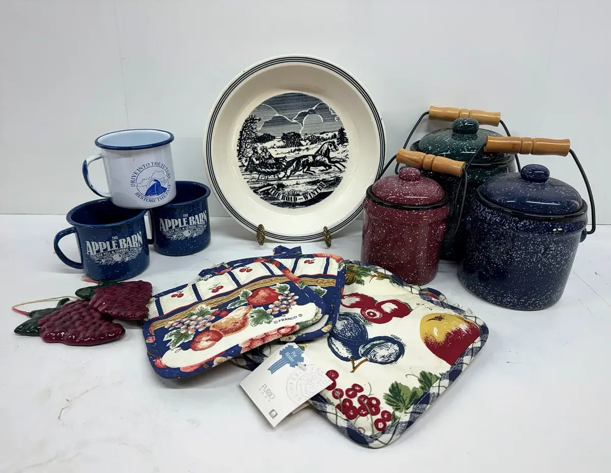 New And Vintage Rustic Kitchen Decor