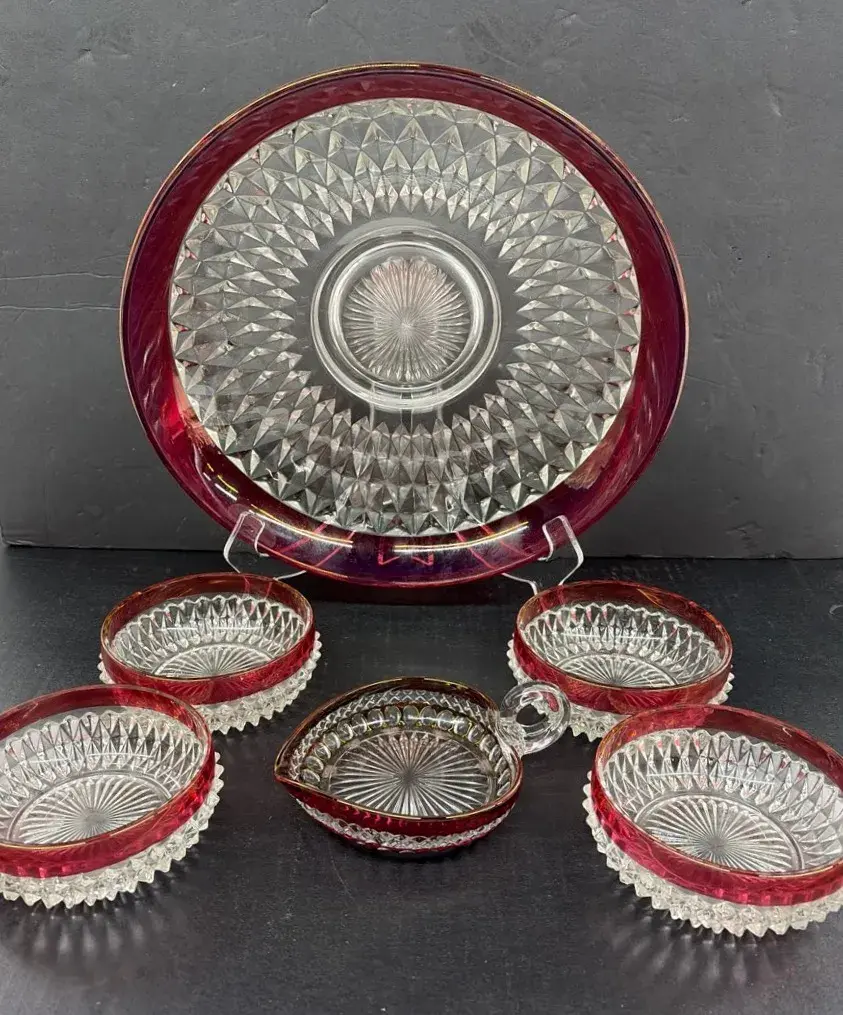 Pink And Clear Bowl Set