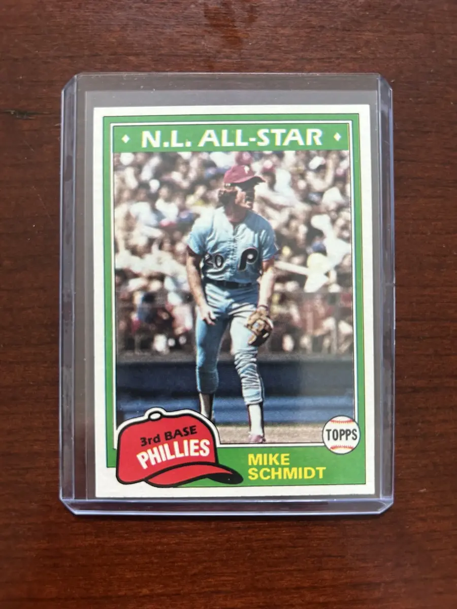 1981 Topps Baseball Card. Mike Schmidt - Philadelphia Phillies. Card #540