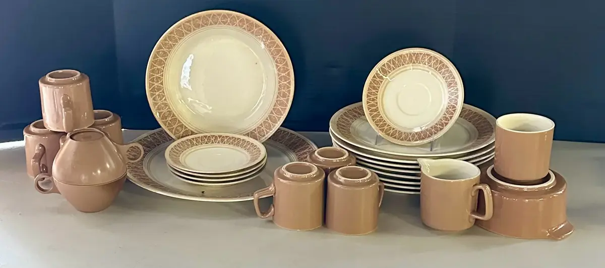 Ceramic Tableware Set W/ 2 Melamine Cups