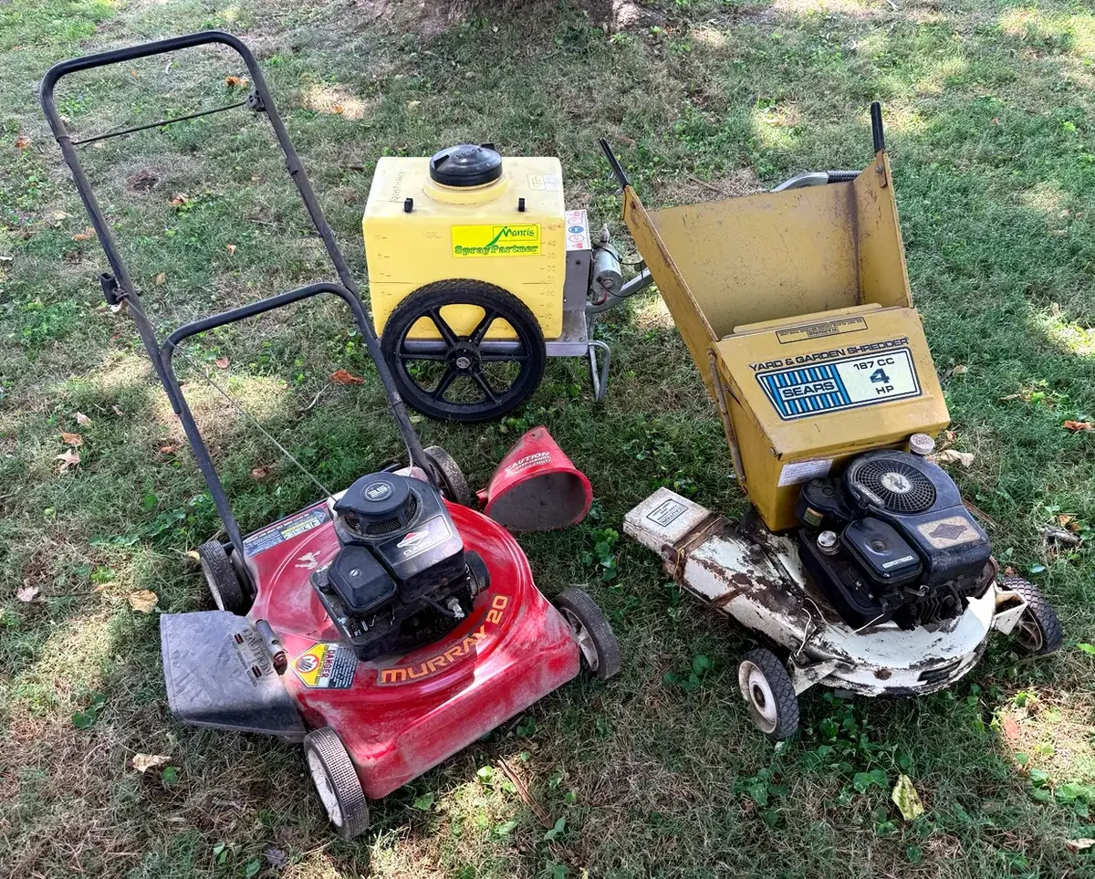 Outdoor Power Tools (3) W/ Murray Push Mower, Sears Shredder & Mantis Sprayer