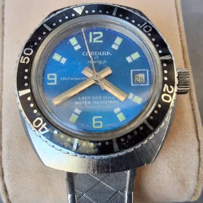 Vintage CORDURA Lady Sea Gull 17 Jewel Automatic Diver-Style Wristwatch 