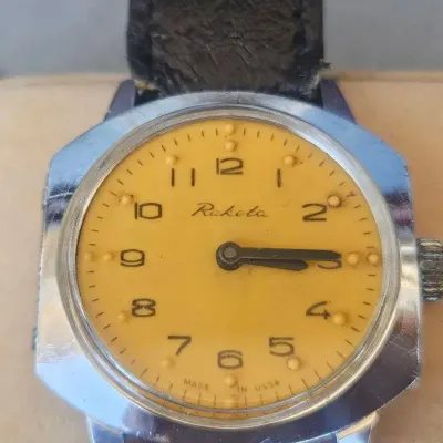 Vintage RAKETA USSR Yellow Dial Mechanical Wristwatch