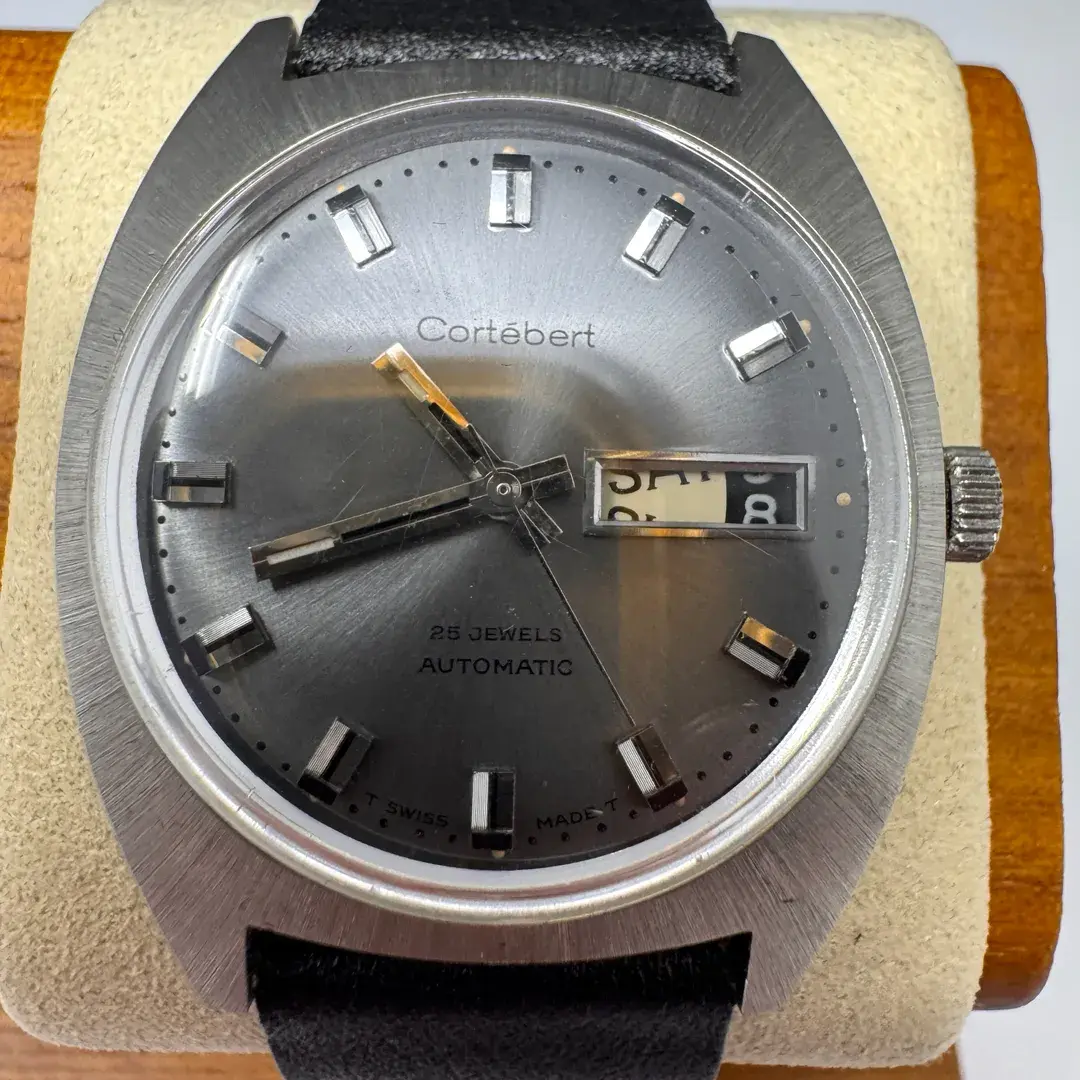 Elegant Cortébert 25-Jewel Automatic Men’s Swiss Day-Date Watch