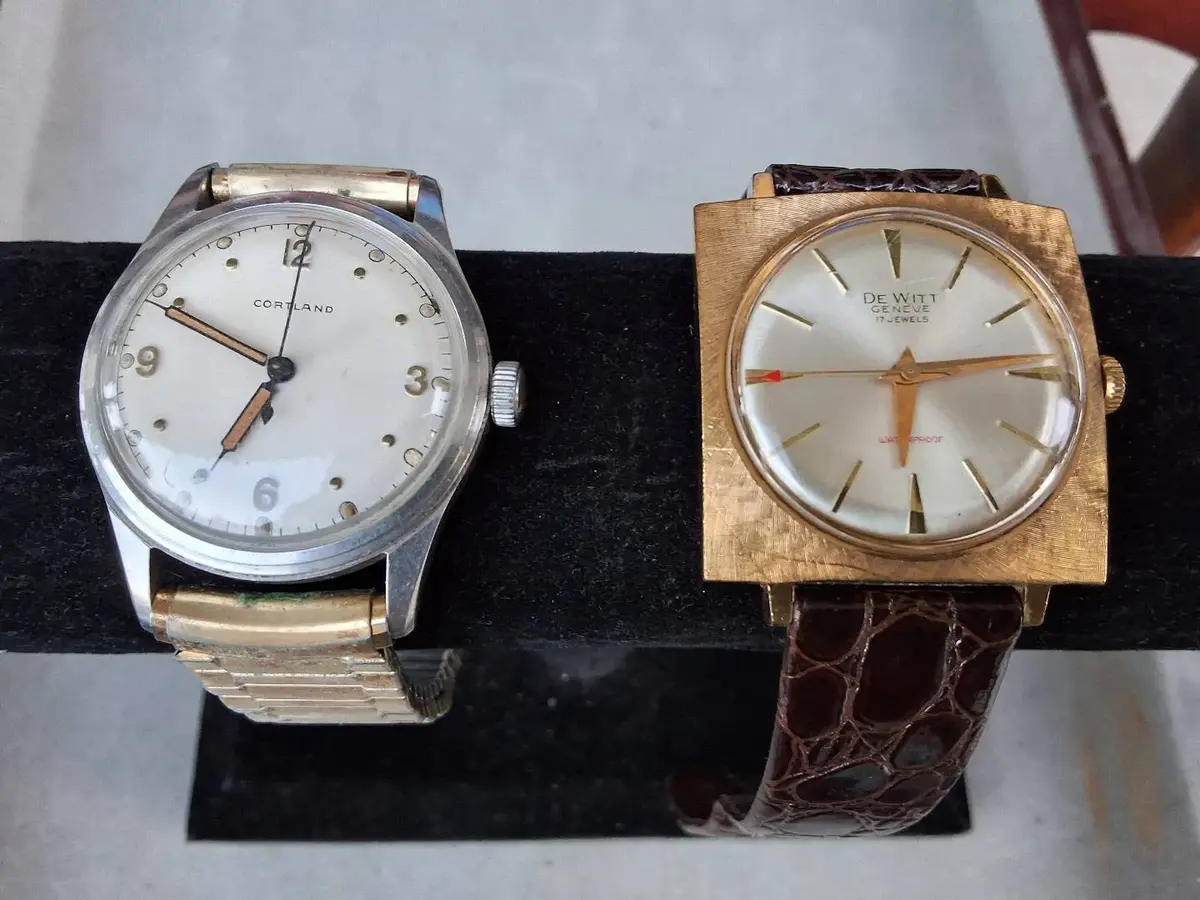 Vintage Cortland & De Witt Genève 17-Jewel Wristwatch Lot 