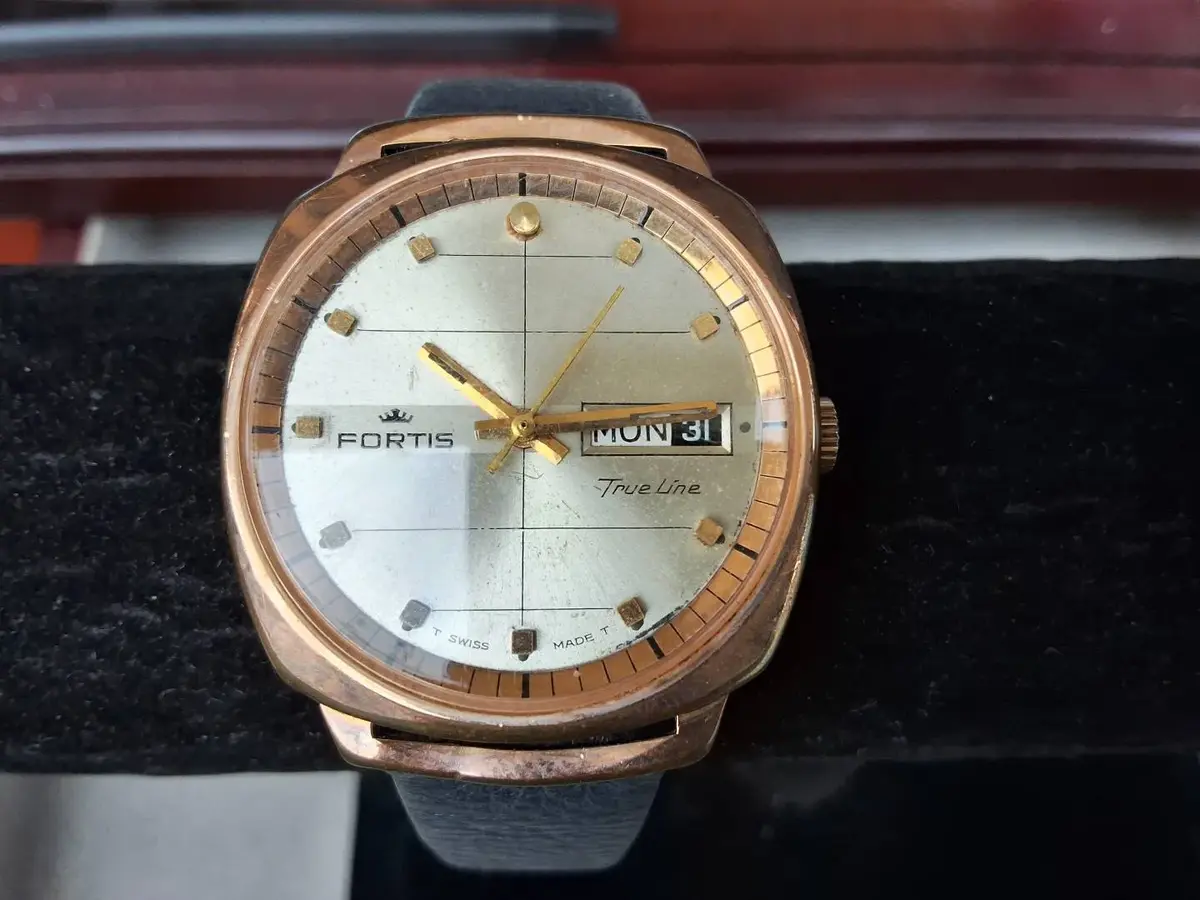 Fortis True Line Automatic Day-Date Wristwatch