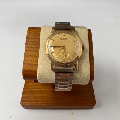 Vintage LeCoultre 14K Gold Men’s Wristwatch with Sub-Seconds Dial